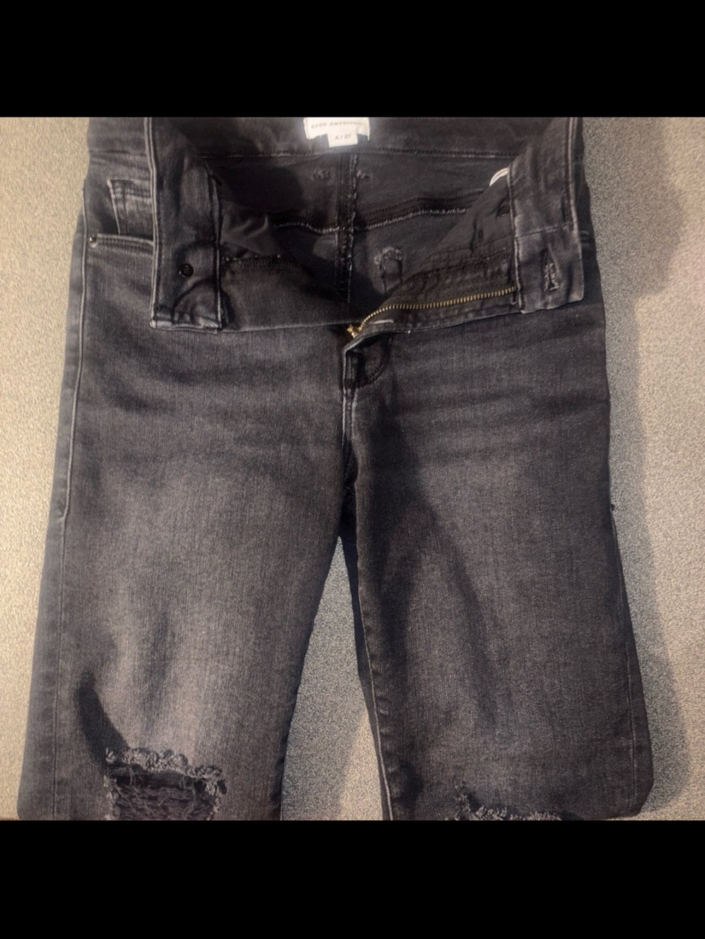 Good American Black Skinny Jeans with Knee Distress